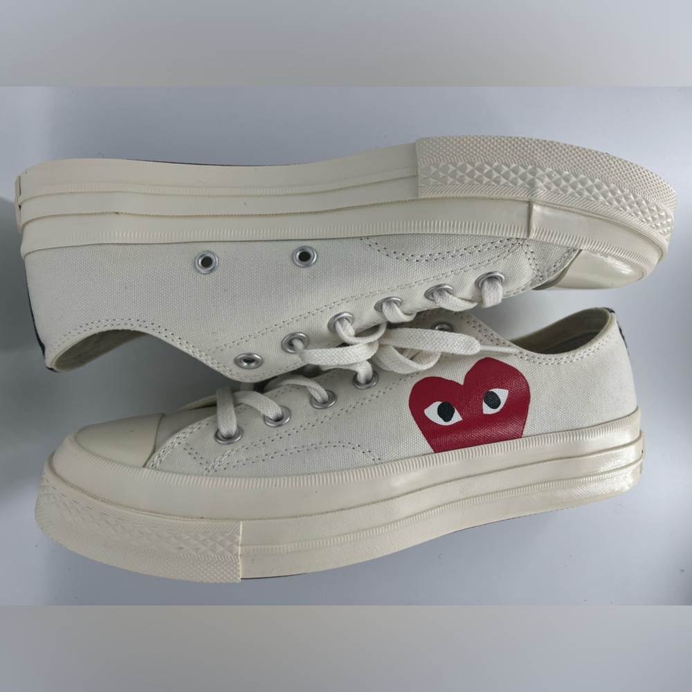 Comme des Garçons Play x Chuck 70 Low 'Milk' 2015
Size 7.5